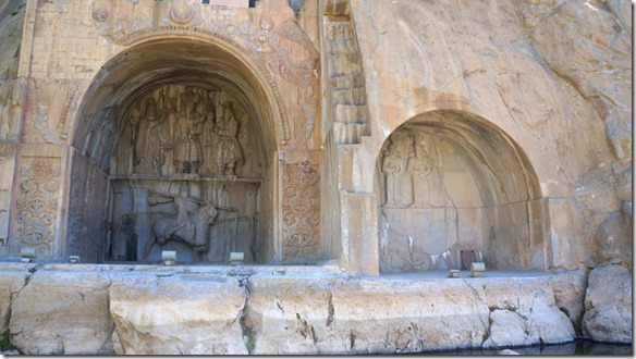 1372 Relief Taq-e-Bostan (1024x575)