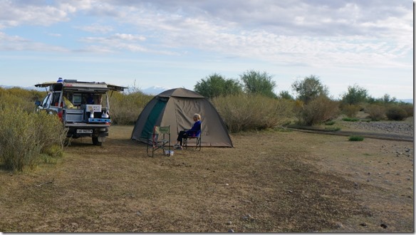 4019 Übernachtungsplatz etwas entfernt vom undurchquerbaren  Fluss  (1024x575)