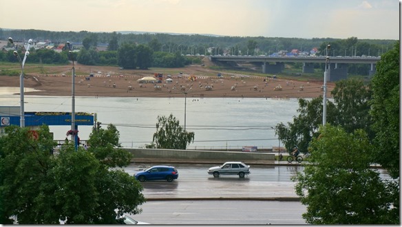3439 Der Strand am Belaja in Ufa  (1024x575)