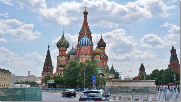 3513 Die Sankt Basil Kathedrale am roten Platz  (1024x575)