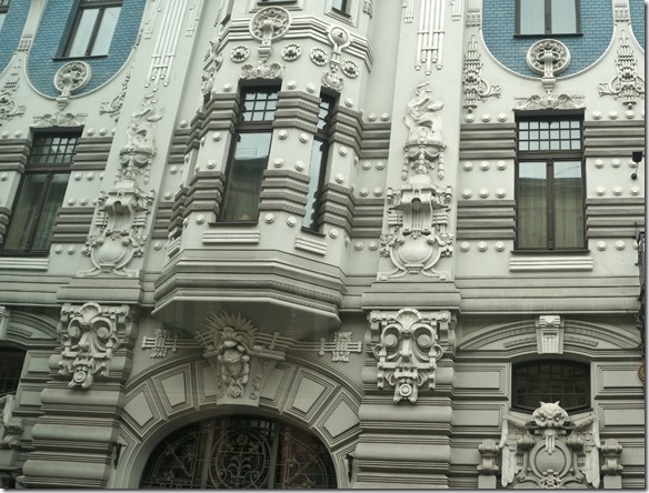 3673 Reich geschm&uuml;ckte Fassade in Riga  (1024x778)
