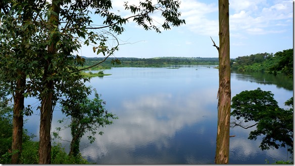 2212 dies soll die Quelle des weissen Nils sein = Ausluss aus dem Lake Viktoria