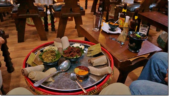 2387 das traditionelle Essen das man &uuml;berall und zu jeder Zeit bekommt