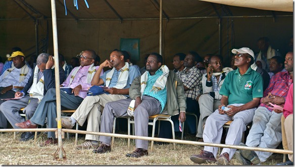 2485 es sind viele die was sagen wollen und auch sehr viele Zuh&ouml;rer sind da