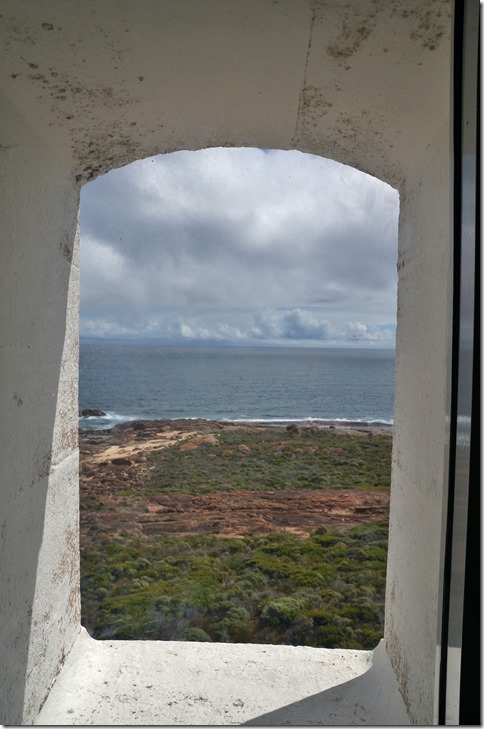 1128 die Aussicht durch die verschiedenen Fenster auf dem Weg nach oben ist atemberaubend