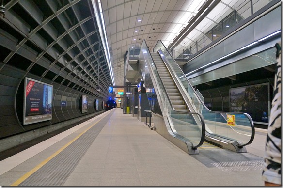 1881 Bahnsteig im Untergrund von North Ryde