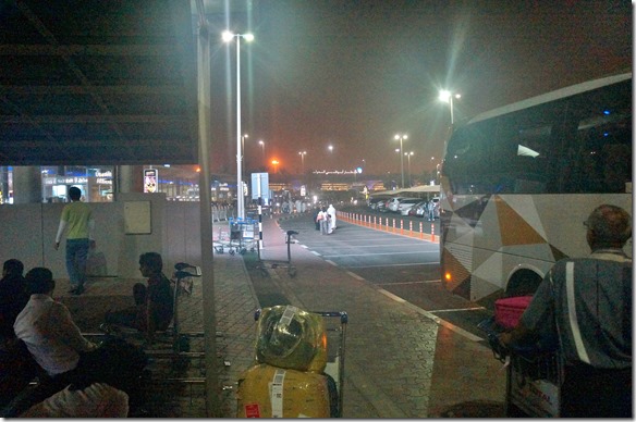 2500 Ankunft in Abu Dhabi