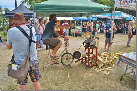 2659 Besuch auf dem Handwerkermarkt in Port Douglas