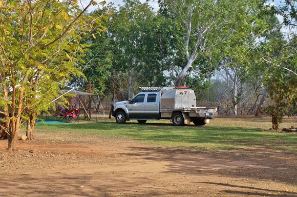 2755 hier ein Zugfahrzeug f&uuml;r einen Campingaufleger