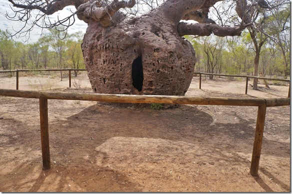 3311 das Loch war der Eingang um die Gefangenen während der Nacht einzusperren