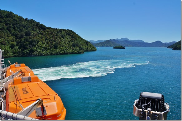 1124 diese Schiffe können fast an Ort wenden