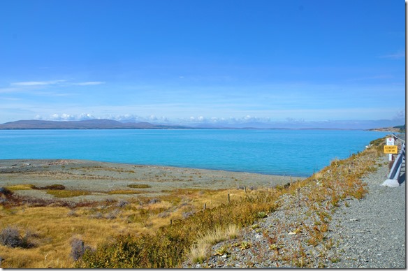2348 dieser See hat dieselbe schöne Türkisfarbe wie der Lake Tekapo 